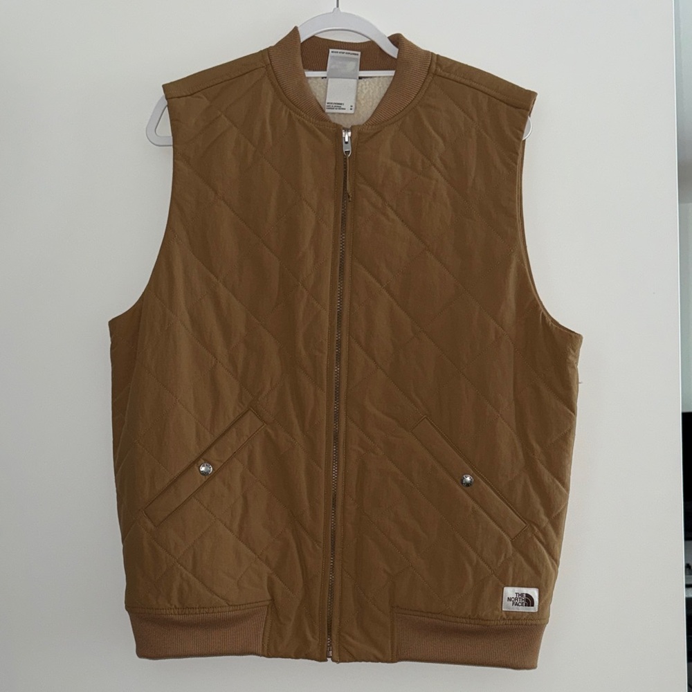 MENS The North Face Quilted Vest